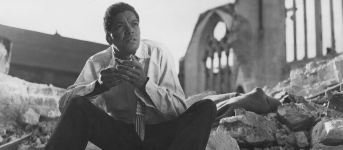 pool-of-london-1951-earl-cameron-seated-by-church-ruins-768x628.jpg